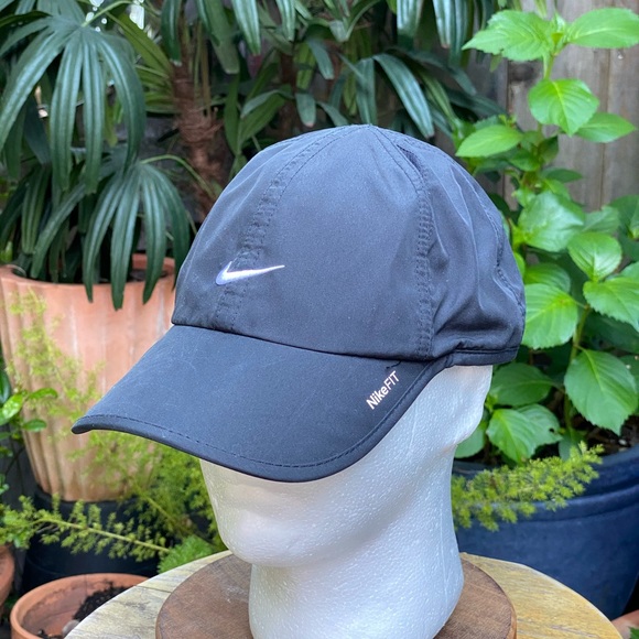 nike strapback cap